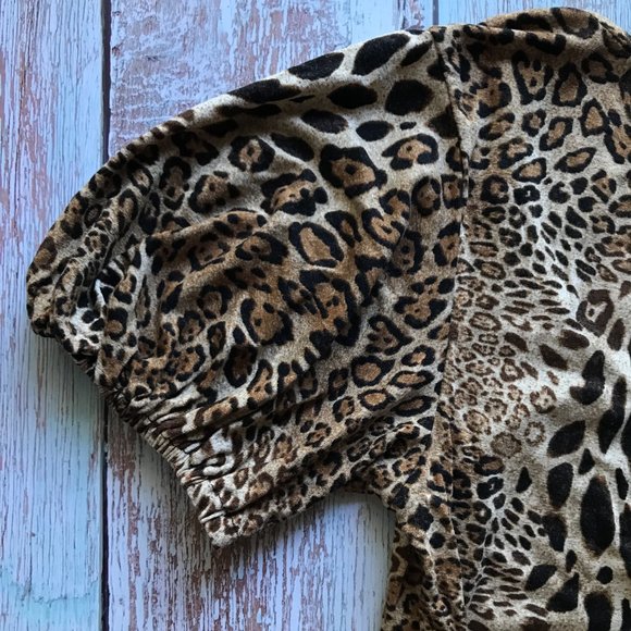 CACHÉ Leopard-Print Sexy Bodycon Dress 🐆 - Picture 4 of 8